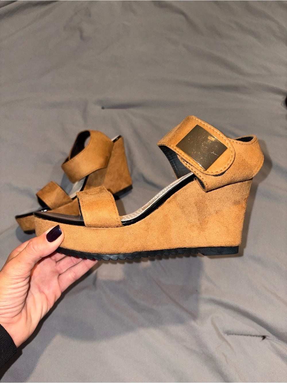 Women’s Tan Suede Wedge Sandals